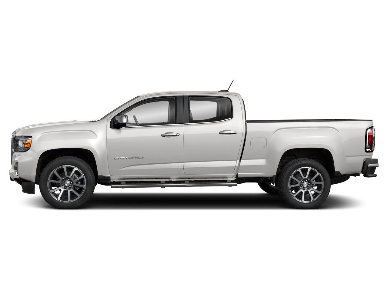 2022 GMC Canyon Denali 4x4 4dr Crew Cab 5 ft. SB