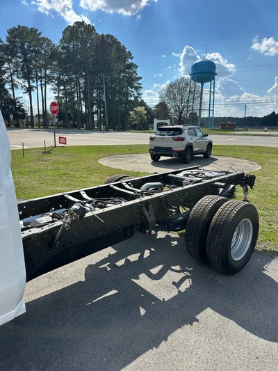 2026 GMC Sierra 3500 HD Chassis Cab Pro
