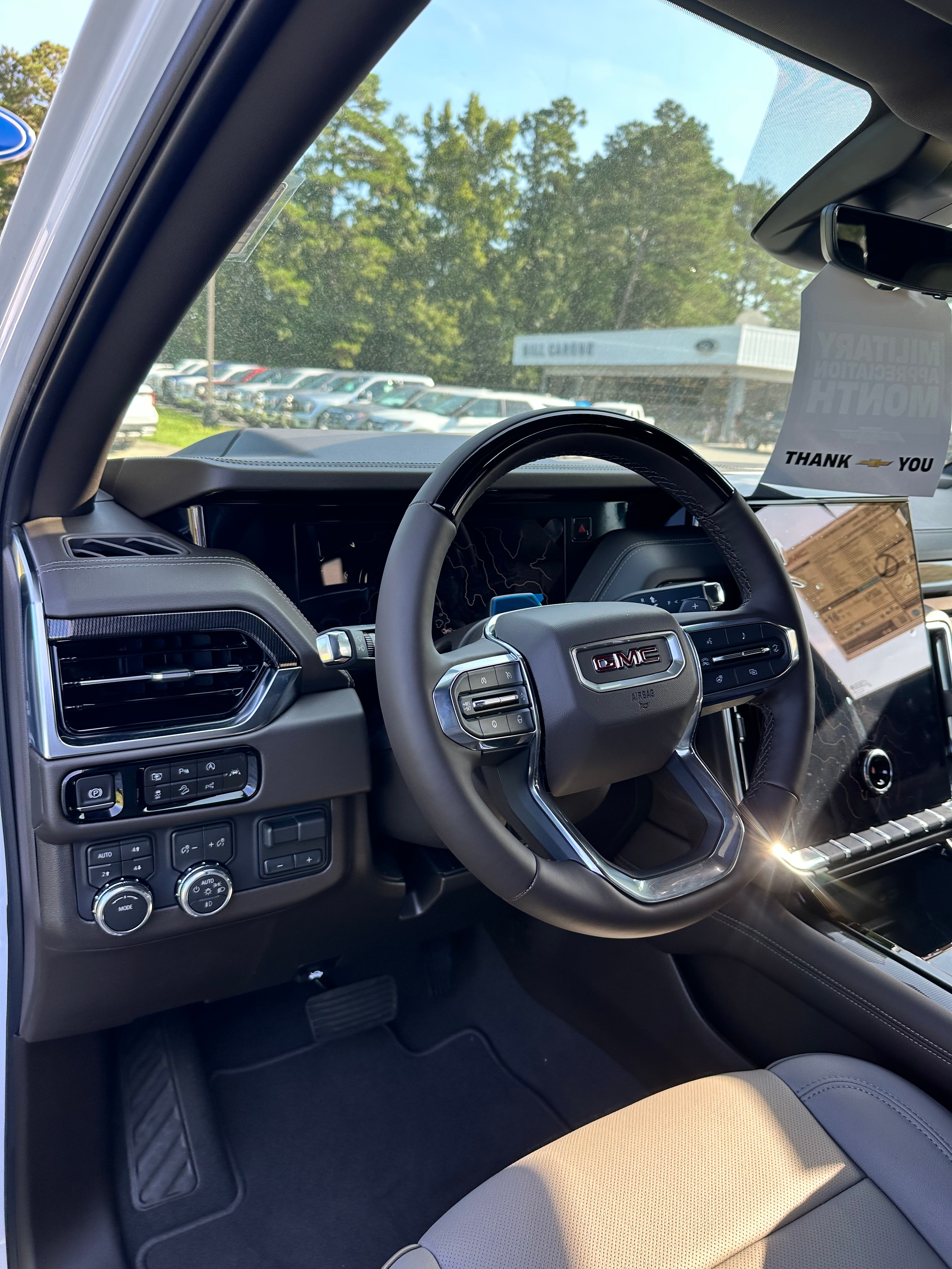 2026 GMC Yukon XL Base