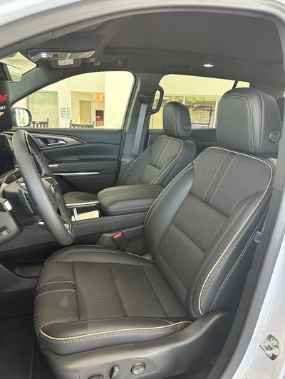 2026 Chevrolet Traverse Base