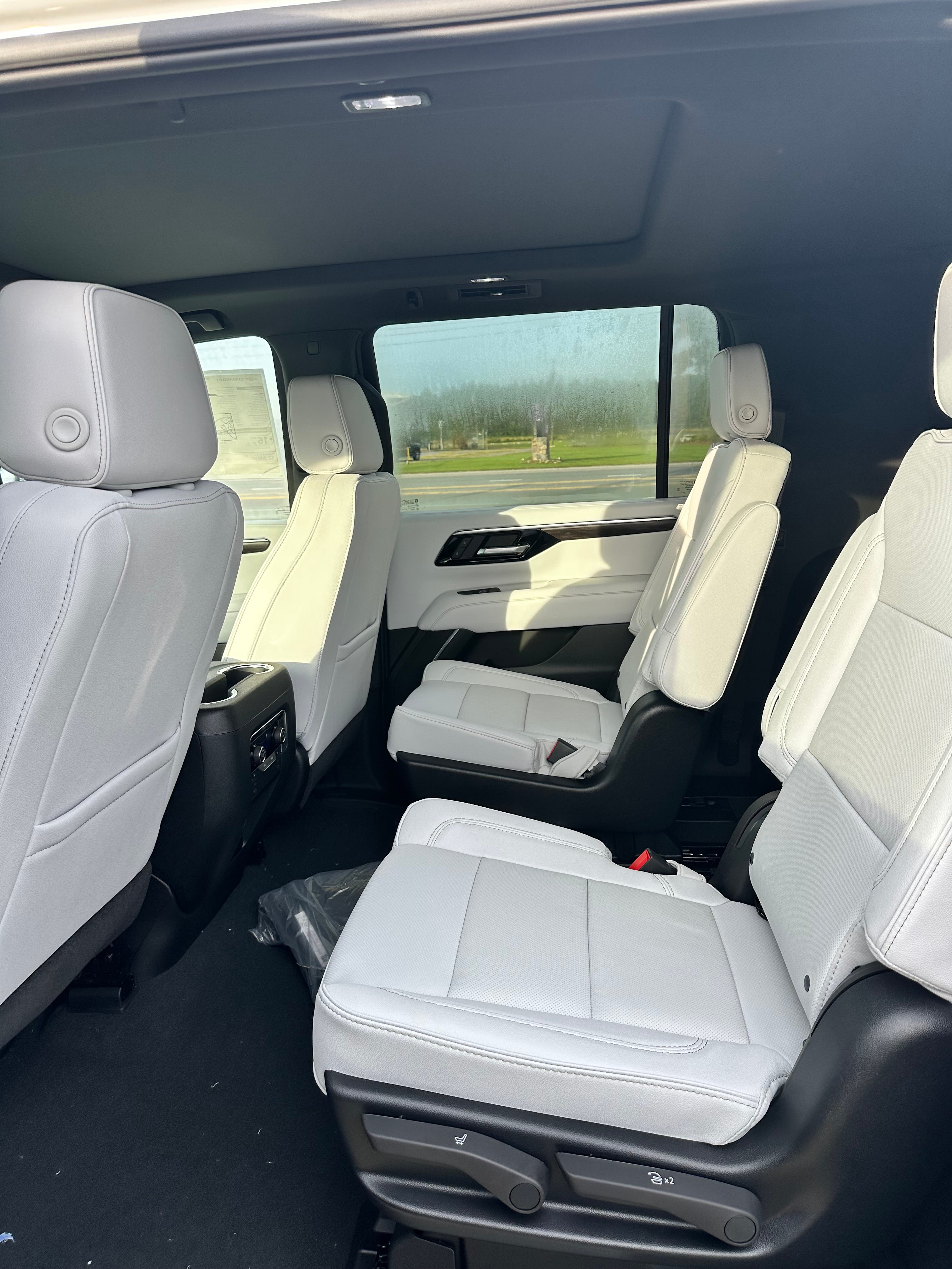 2027 Chevrolet Suburban Base