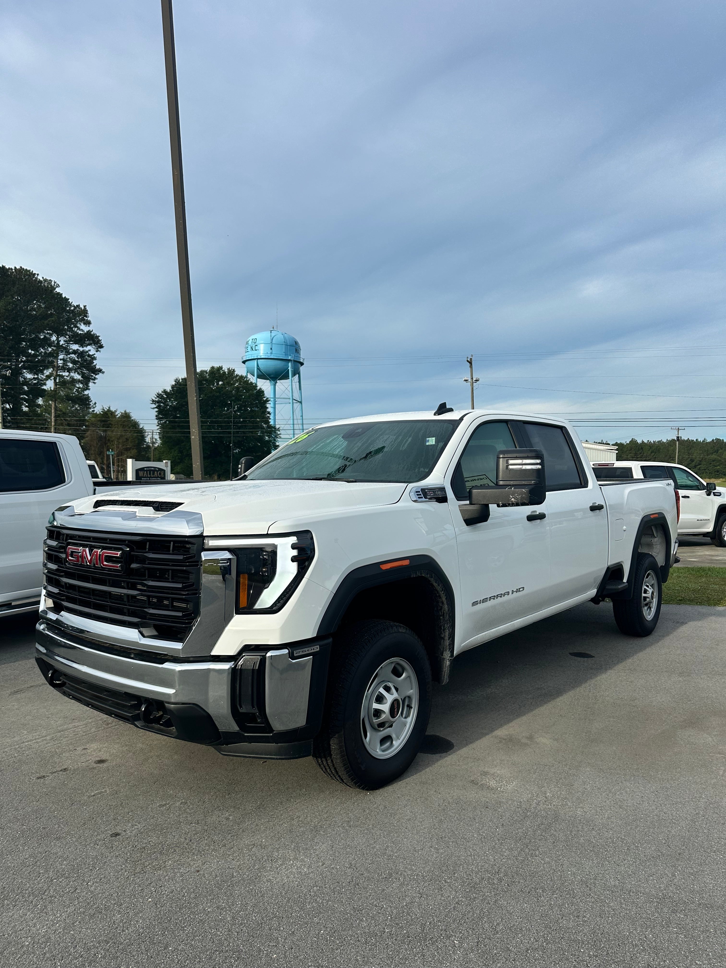 2026 GMC Sierra 2500 HD Base