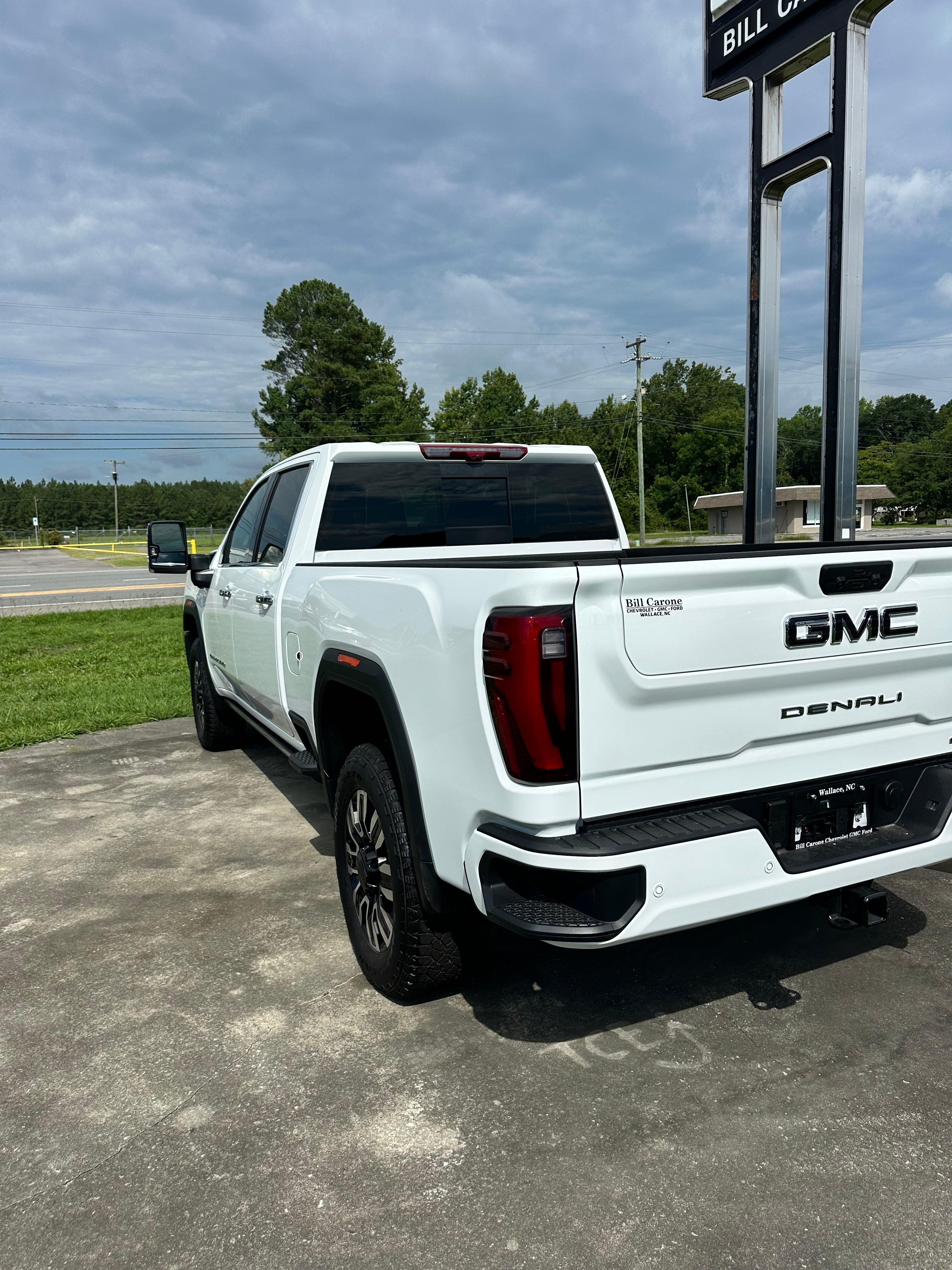 2026 GMC Sierra 2500 HD Base
