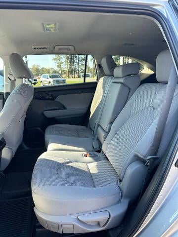 2024 Toyota Highlander Base
