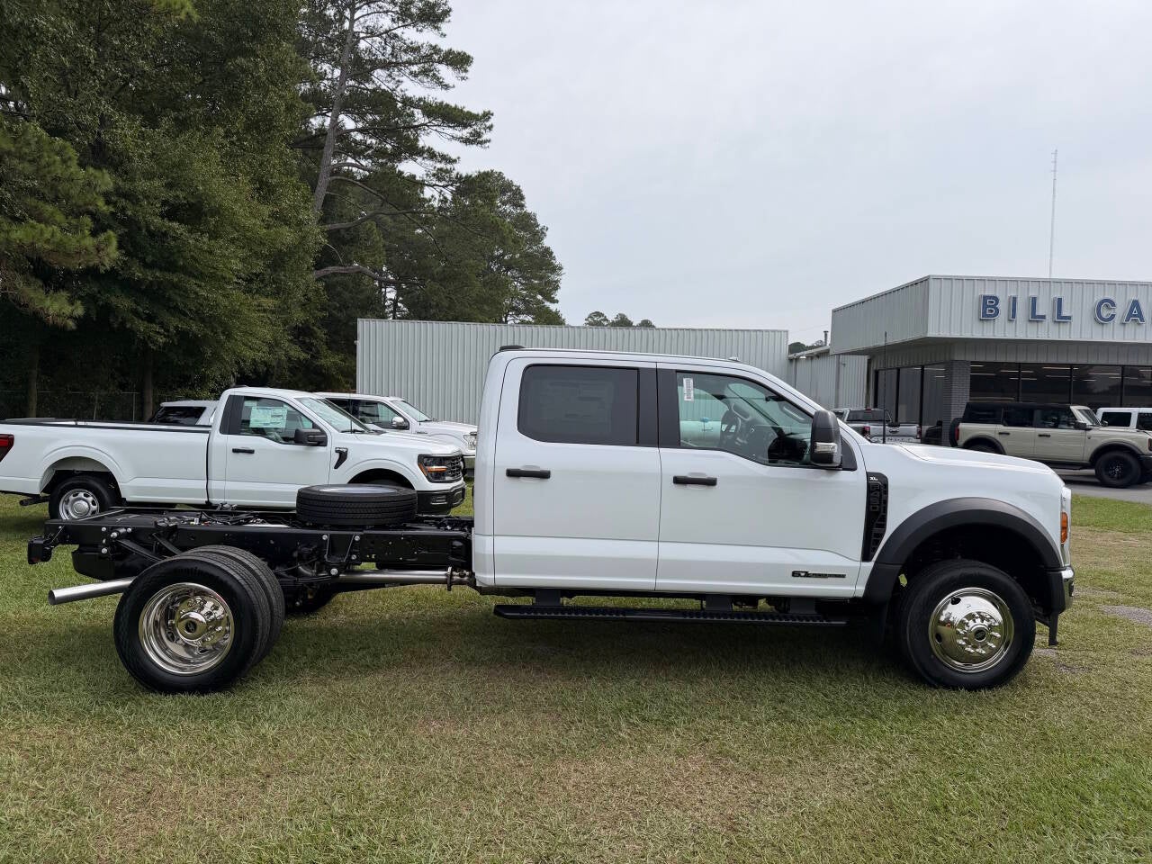 2027 Ford F-450 Super Duty 4X4 4dr Crew Cab 179.8 203.8 in. WB