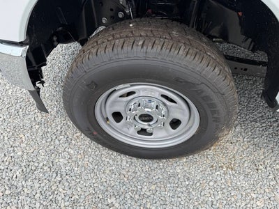2026 Ford F-350 Super Duty XL 4x4 4dr Crew Cab 179 in. WB SRW Chassis