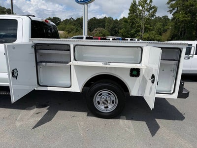 2026 Ford F-350 Super Duty XL 4x4 4dr Crew Cab 179 in. WB SRW Chassis