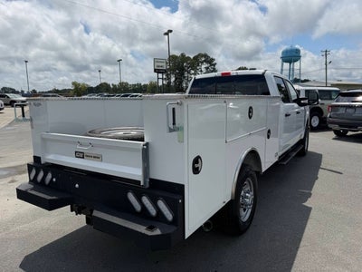 2026 Ford F-350 Super Duty XL 4x4 4dr Crew Cab 179 in. WB SRW Chassis