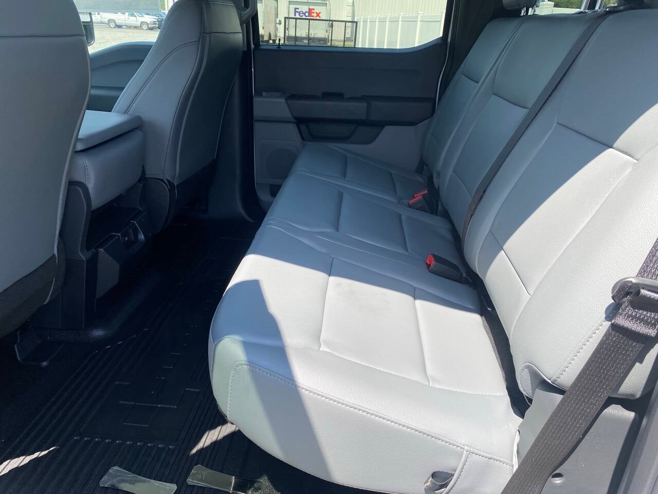 2025 Ford F-350 Super Duty 4X2 4dr Crew Cab 179.8 in. WB