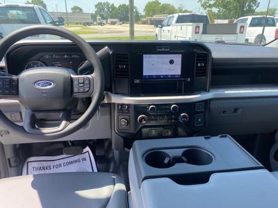 2025 Ford F-350 Super Duty 4X2 4dr Crew Cab 179.8 in. WB