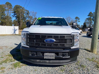 2026 Ford F-350 Super Duty XL 4x4 4dr Crew Cab 179 in. WB DRW Chassis