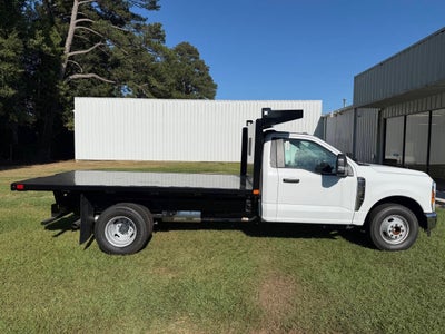 2026 Ford F-350 Super Duty XL 4x2 2dr Regular Cab 145 in. WB DRW Chassis