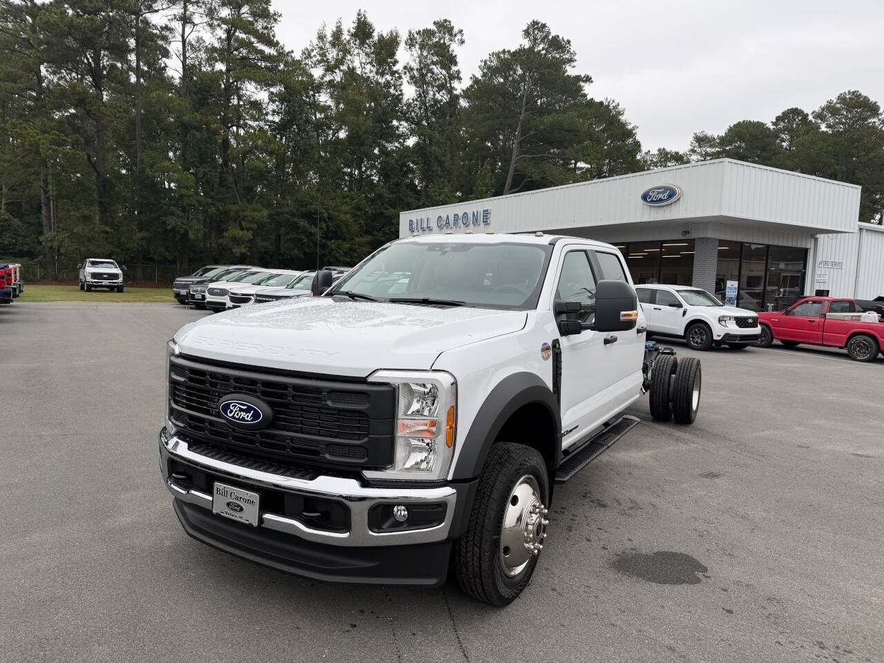 2027 Ford F-550 Super Duty 4X4 4dr Crew Cab 179.8 203.8 in. WB
