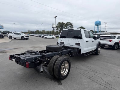 2027 Ford F-550 Super Duty 4X4 4dr Crew Cab 179.8 203.8 in. WB