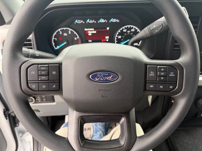 2027 Ford F-550 Super Duty 4X4 4dr Crew Cab 179.8 203.8 in. WB
