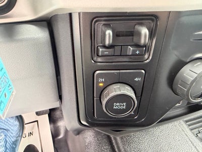 2027 Ford F-550 Super Duty 4X4 4dr Crew Cab 179.8 203.8 in. WB