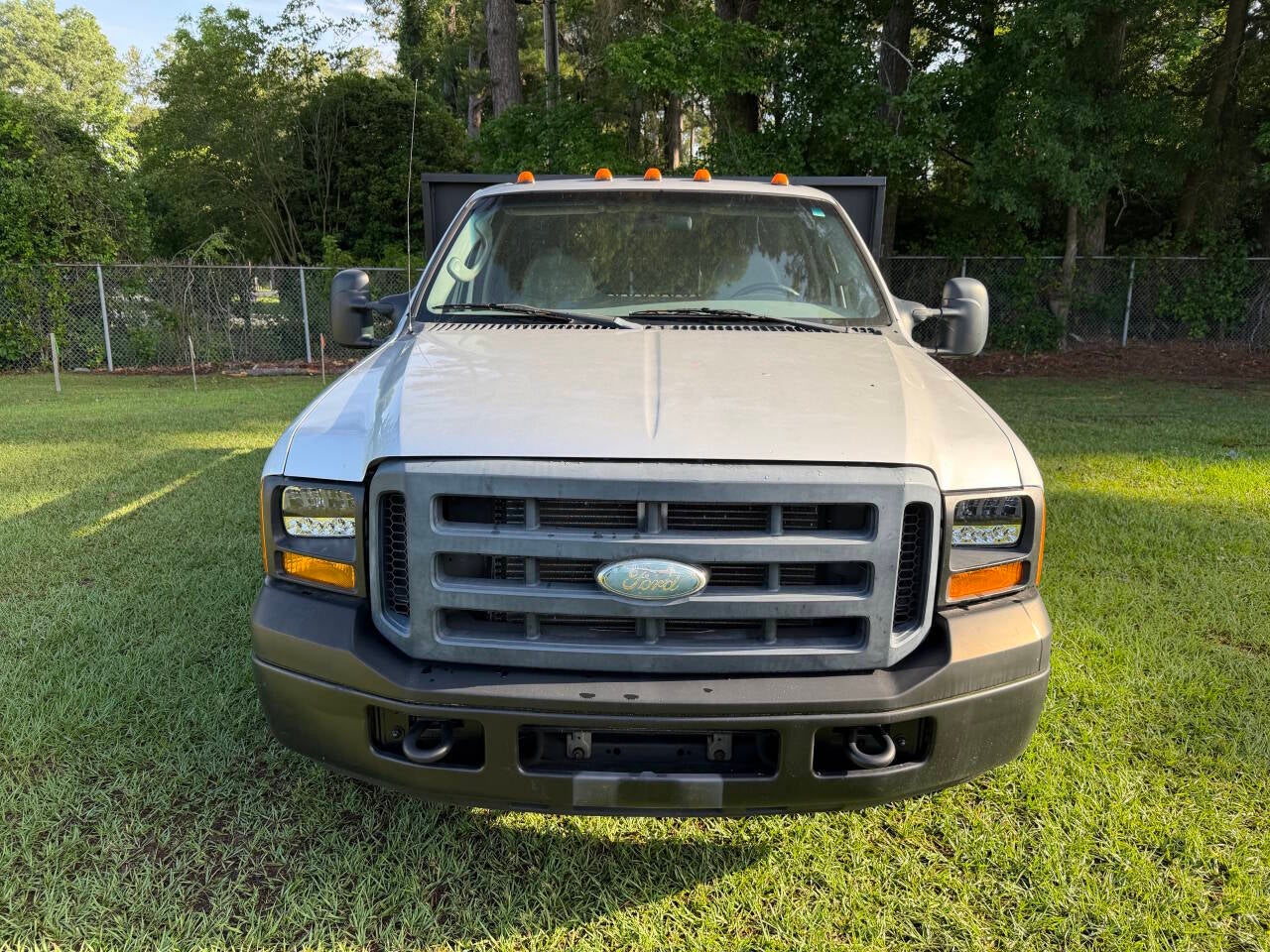 2007 Ford F-350 Super Duty 4X2 2dr Regular Cab 140.8 164.8 in. WB