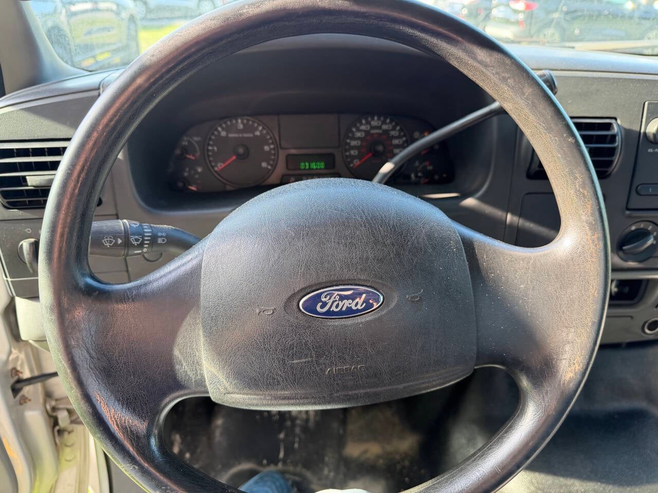 2007 Ford F-350 Super Duty 4X2 2dr Regular Cab 140.8 164.8 in. WB