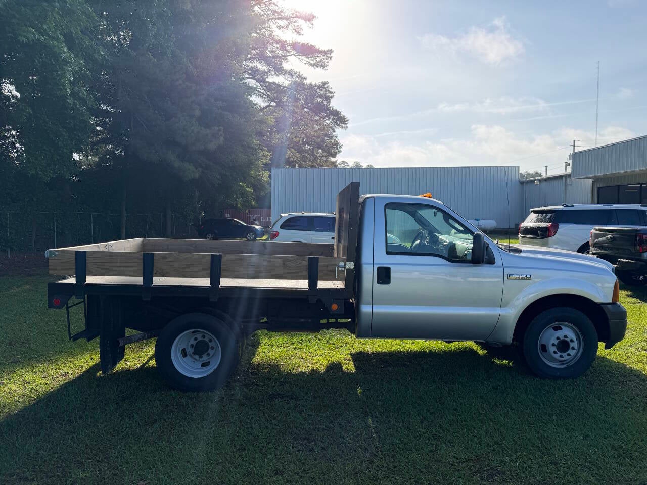 2007 Ford F-350 Super Duty 4X2 2dr Regular Cab 140.8 164.8 in. WB