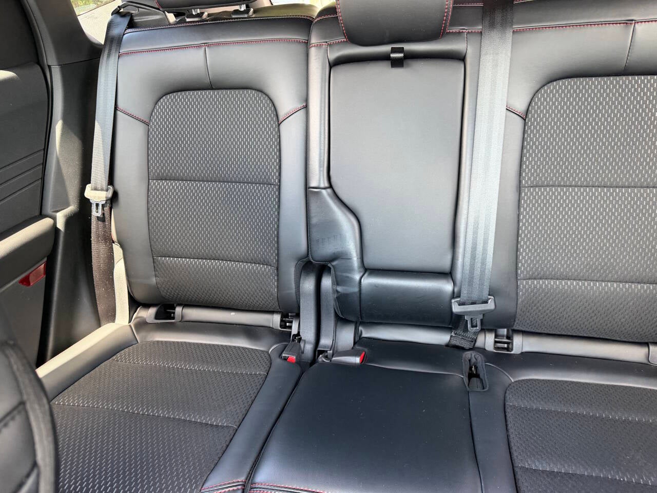 2025 Ford Escape ST Line 4dr SUV