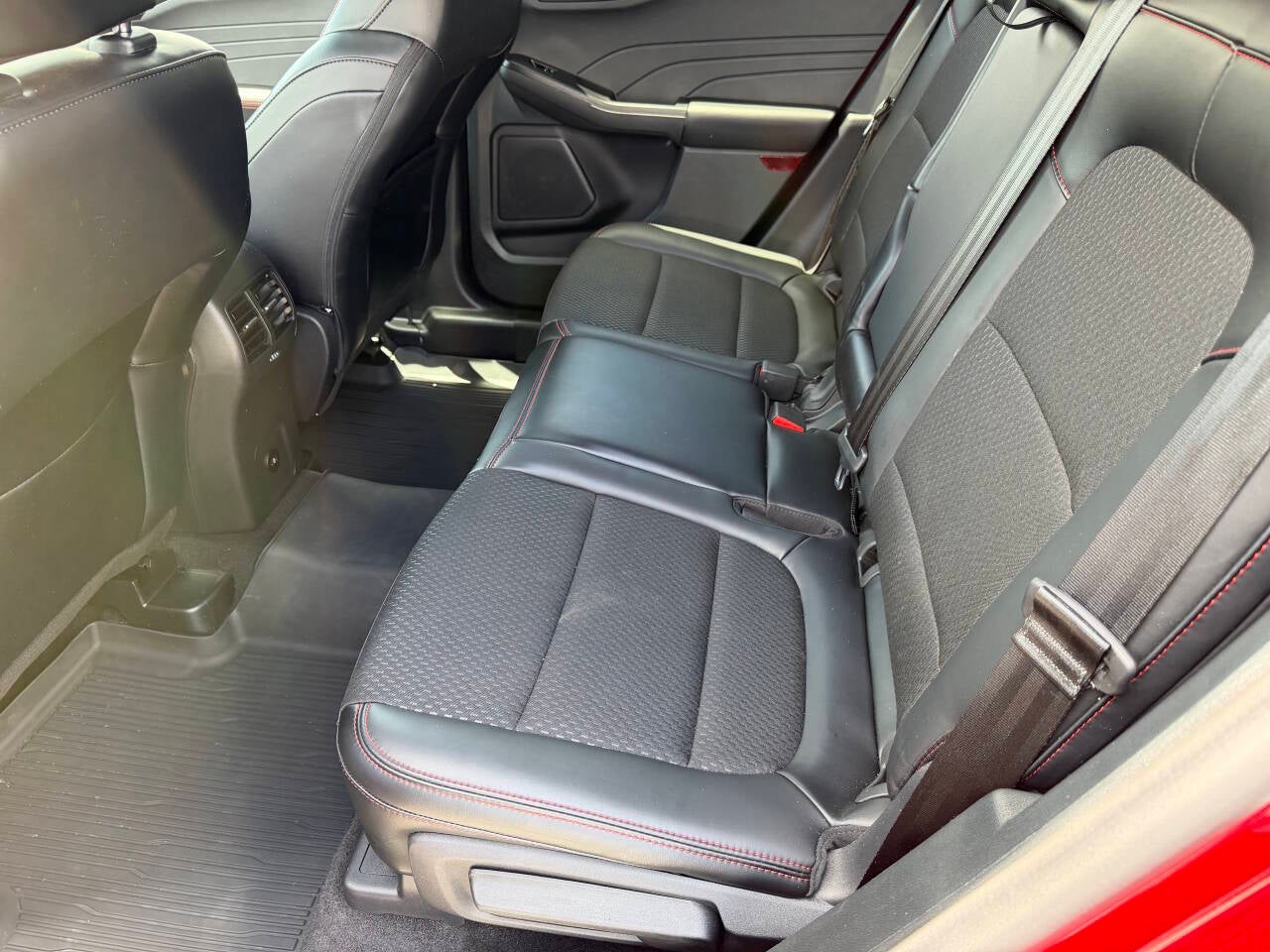 2025 Ford Escape ST Line 4dr SUV