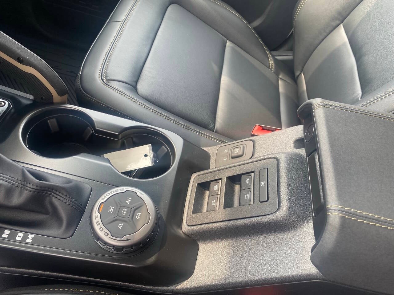 2025 Ford Bronco Badlands 4x4 4dr SUV