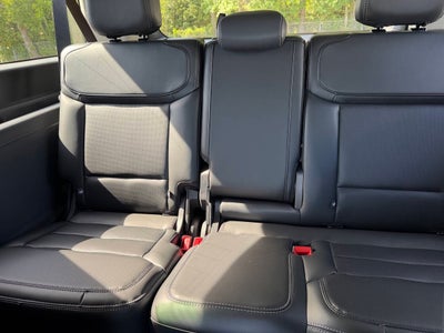 2026 Ford Expedition MAX Platinum 4x4 4dr SUV