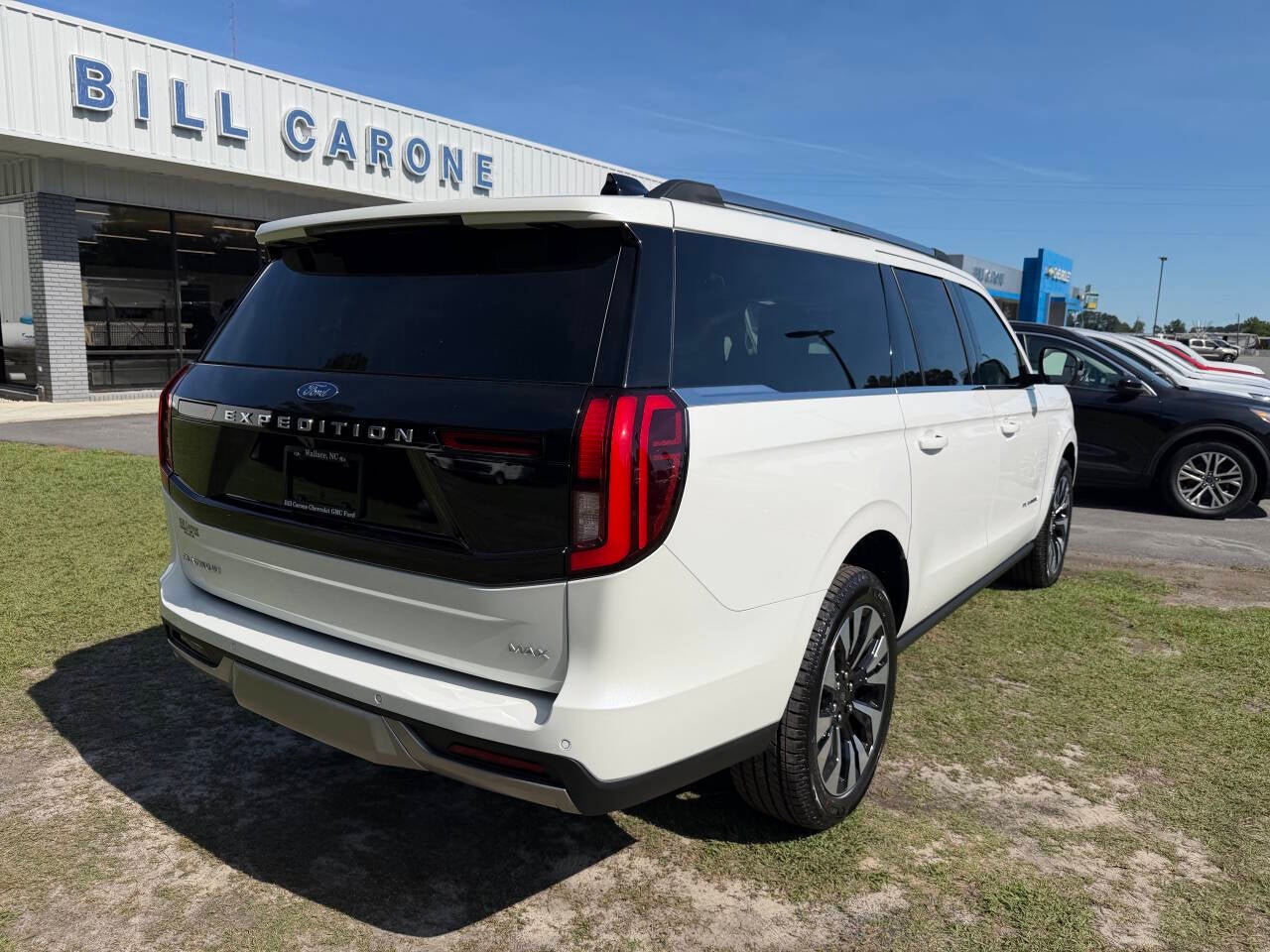 2026 Ford Expedition MAX Platinum 4x4 4dr SUV