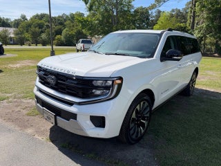 2026 Ford Expedition MAX Platinum 4x4 4dr SUV