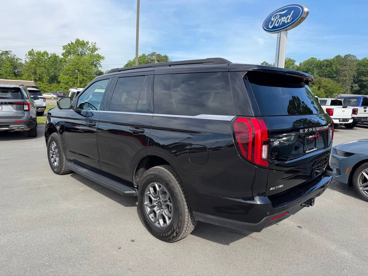 2025 Ford Expedition Active 4x2 4dr SUV