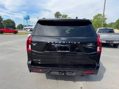 2025 Ford Expedition Active 4x2 4dr SUV