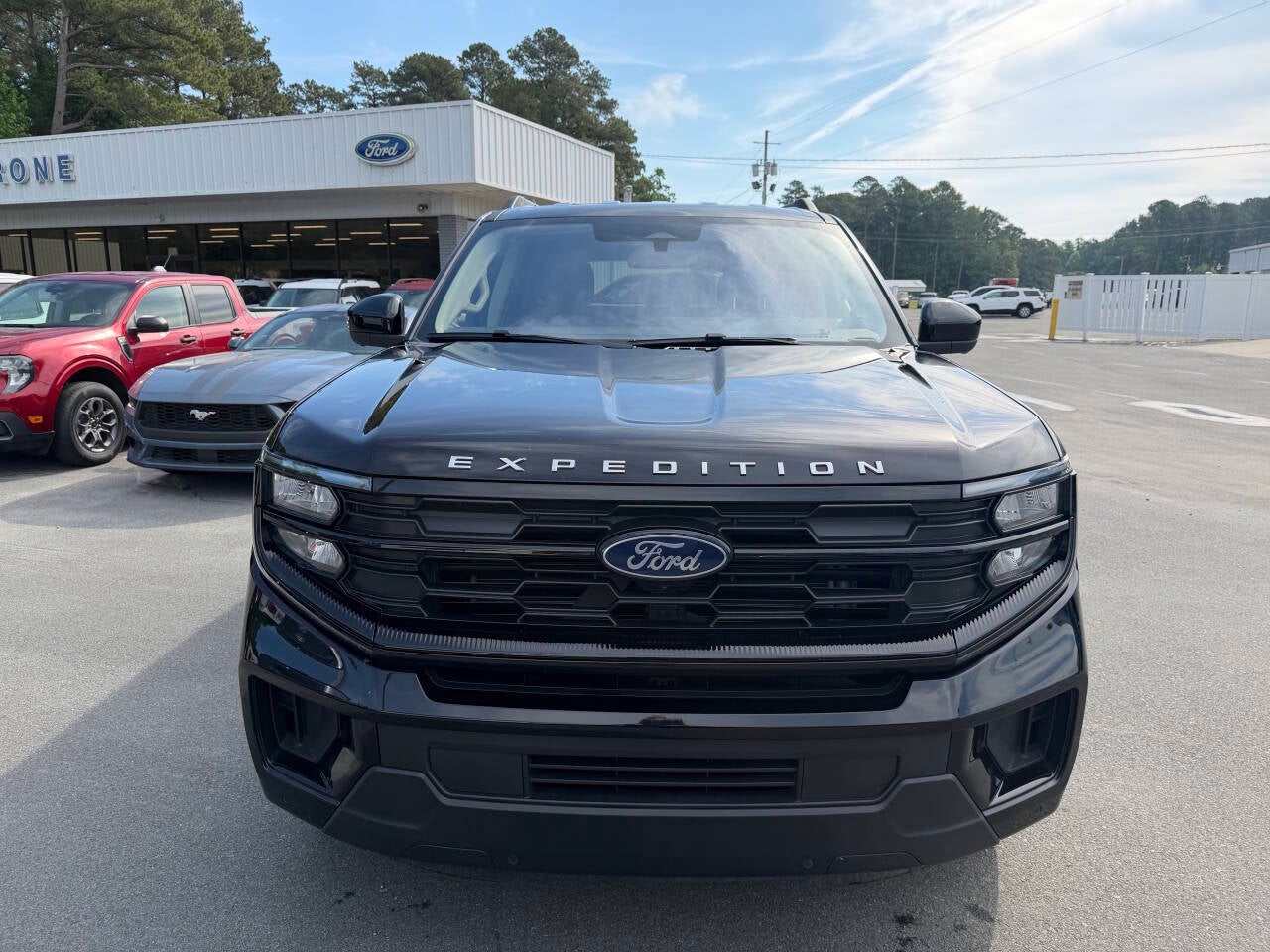 2025 Ford Expedition Active 4x2 4dr SUV