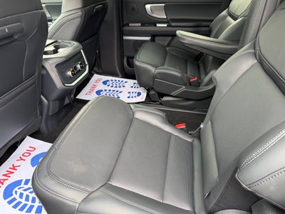2026 Ford Expedition Platinum 4x4 4dr SUV