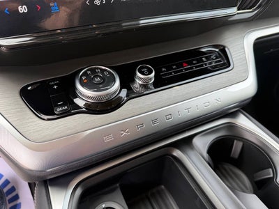 2026 Ford Expedition Platinum 4x4 4dr SUV