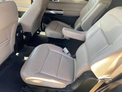 2021 Ford Explorer XLT 4dr SUV