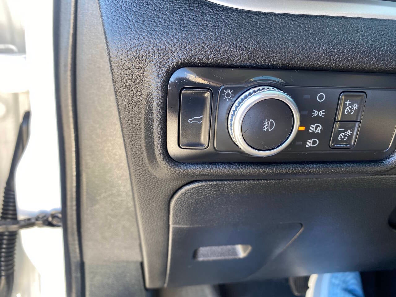 2021 Ford Explorer XLT 4dr SUV