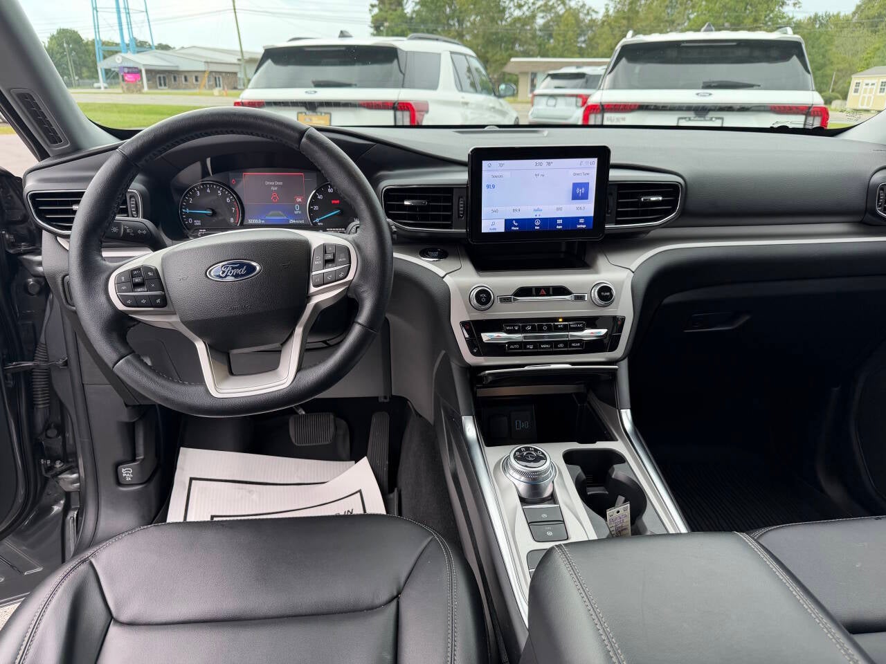 2023 Ford Explorer XLT 4dr SUV
