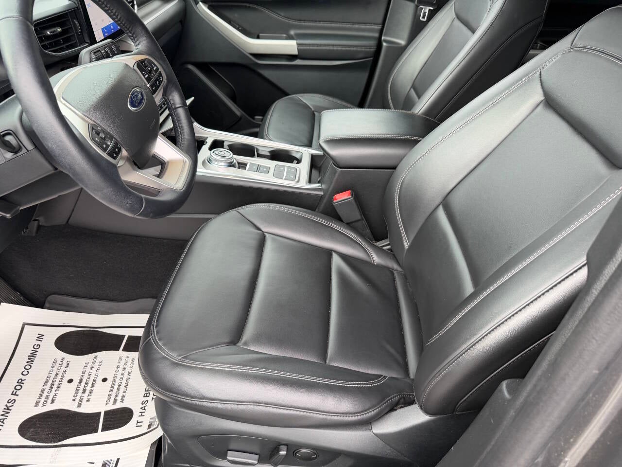 2023 Ford Explorer XLT 4dr SUV