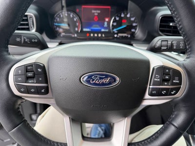 2023 Ford Explorer XLT 4dr SUV