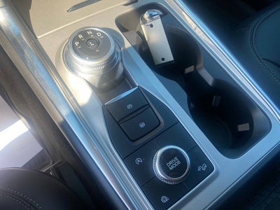 2024 Ford Explorer XLT AWD 4dr SUV