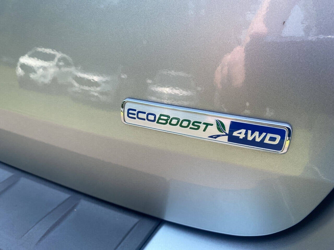 2020 Ford Explorer XLT AWD 4dr SUV