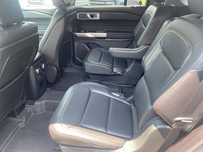 2020 Ford Explorer XLT AWD 4dr SUV