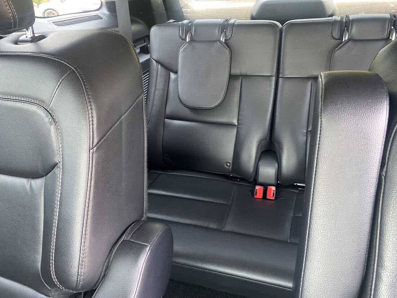 2020 Ford Explorer XLT AWD 4dr SUV