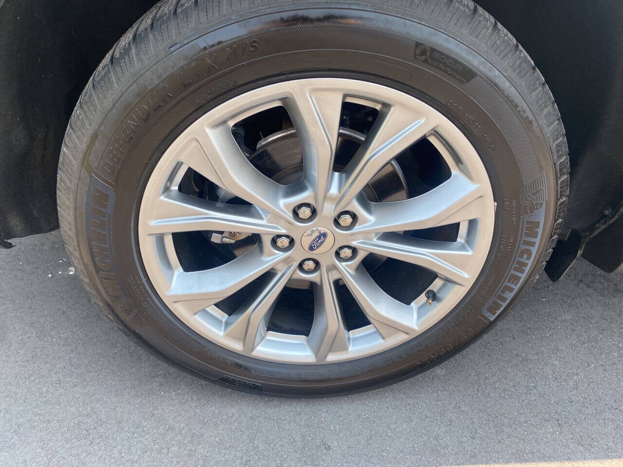 2020 Ford Explorer XLT AWD 4dr SUV