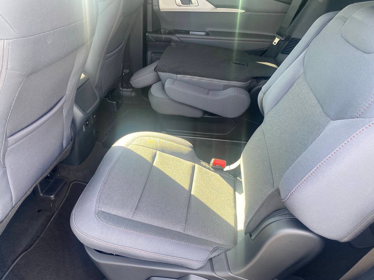 2026 Ford Explorer Active 4dr SUV