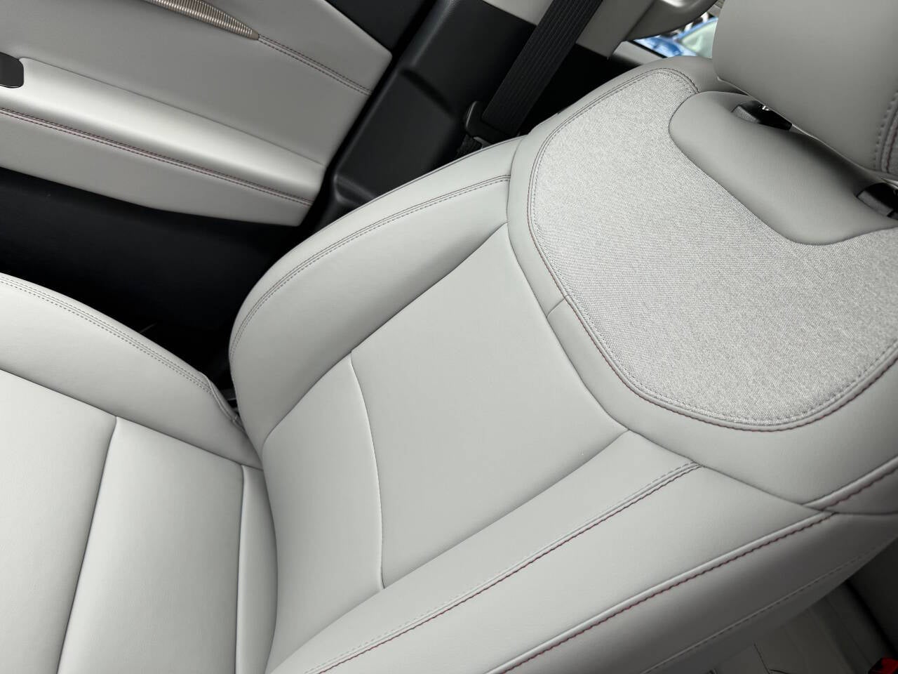 2026 Ford Explorer Active 4dr SUV