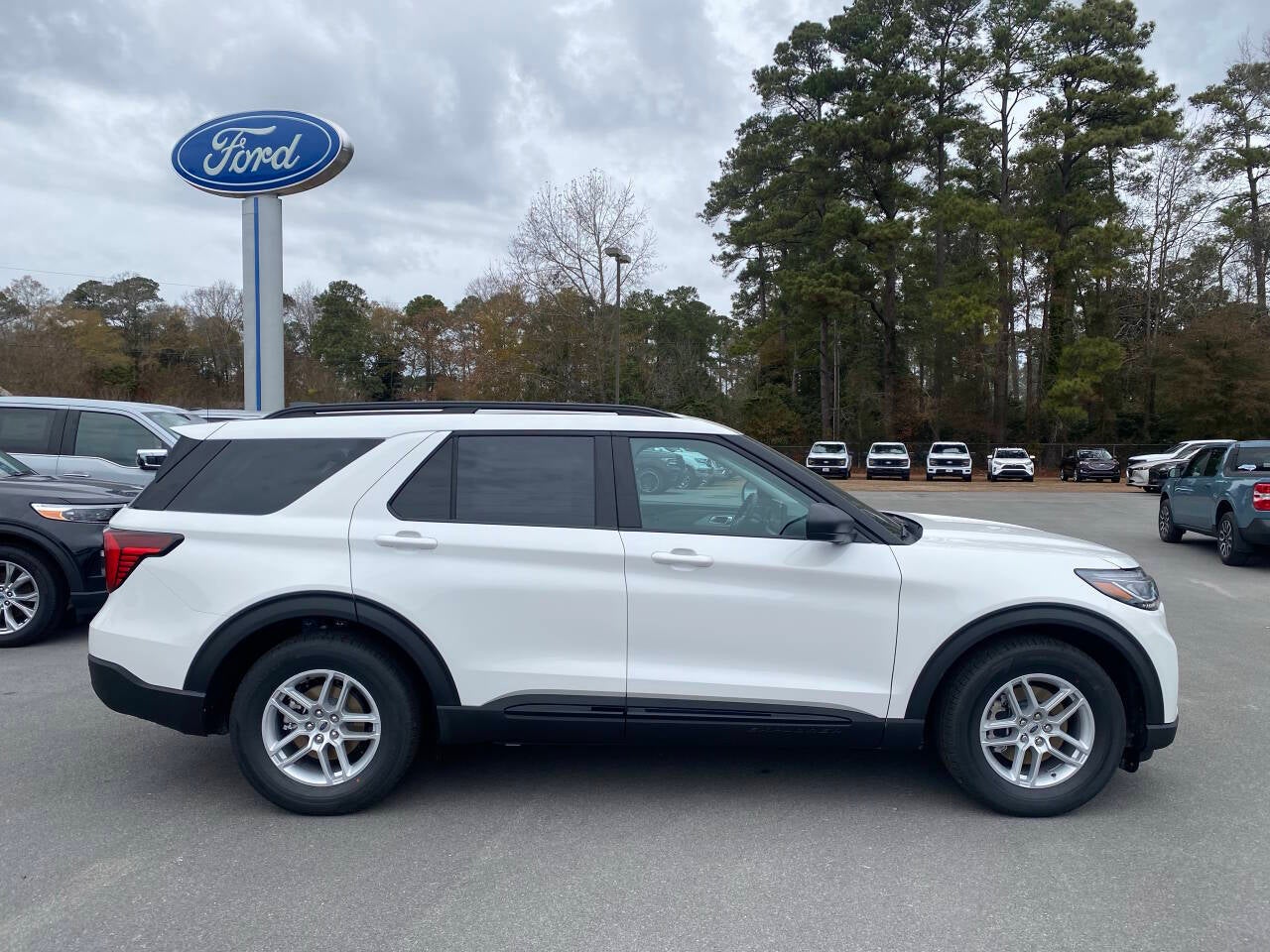 2026 Ford Explorer Active 4dr SUV