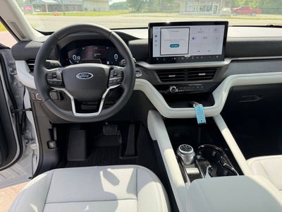 2026 Ford Explorer Platinum AWD 4dr SUV