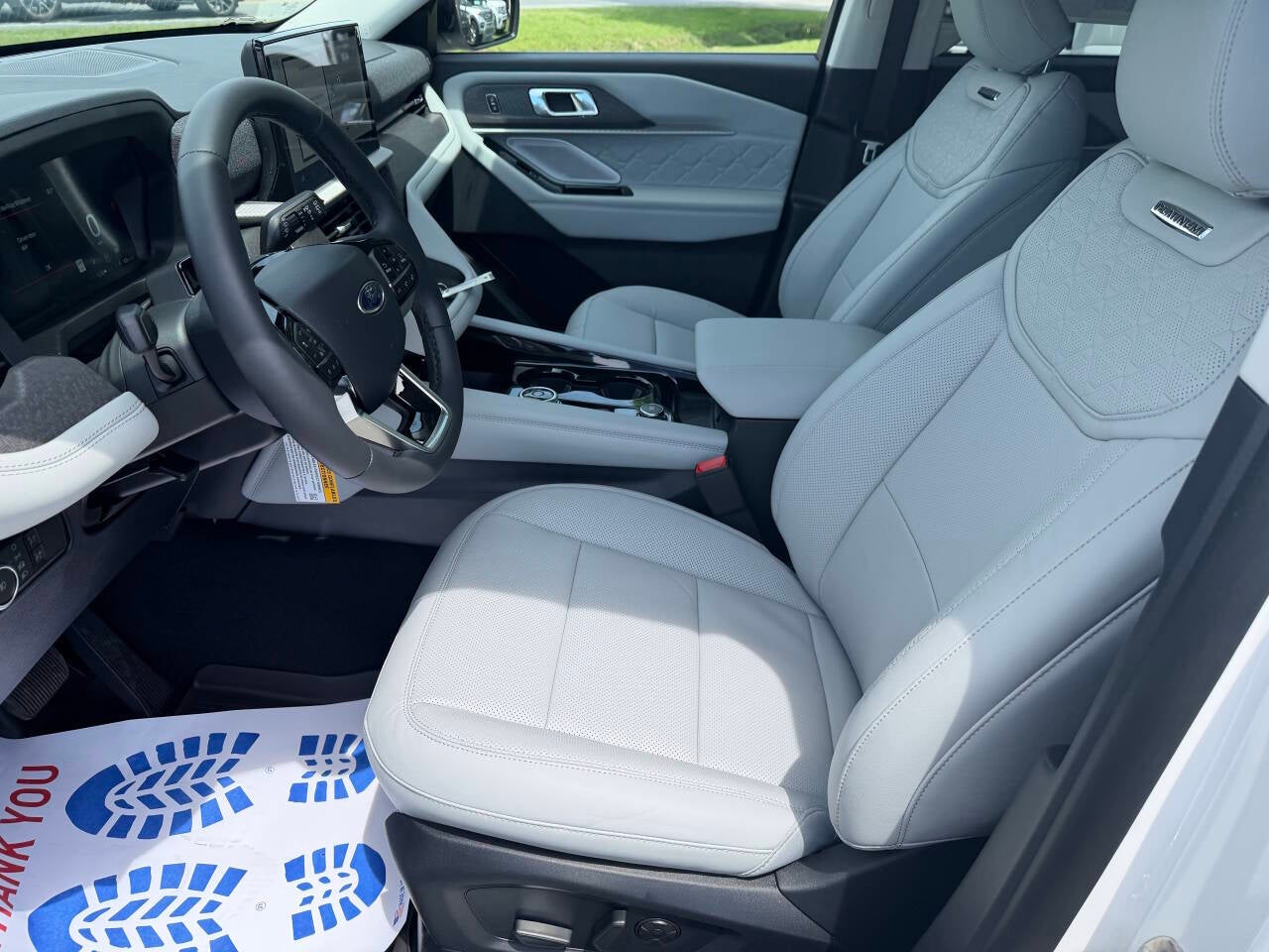 2026 Ford Explorer Platinum AWD 4dr SUV