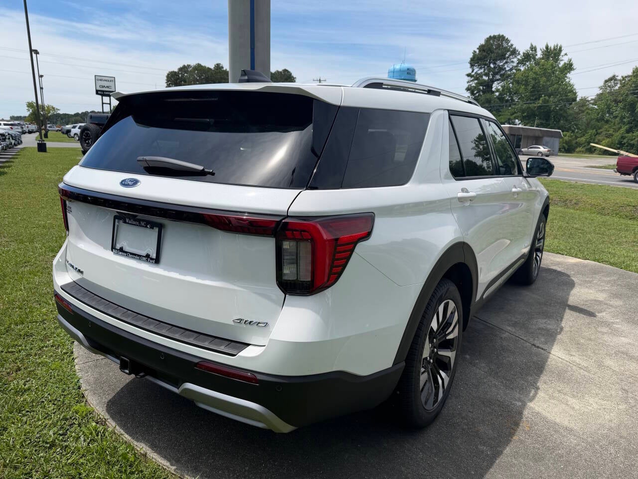 2026 Ford Explorer Platinum AWD 4dr SUV